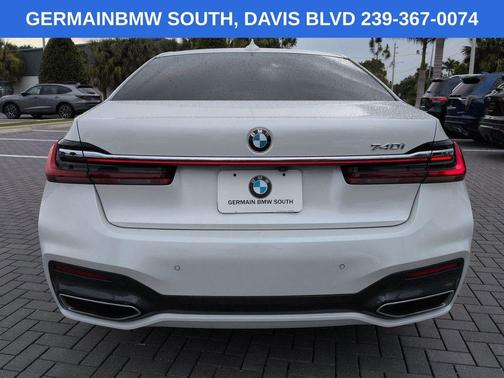 Mineral White Metallic 2021 BMW 740 i
