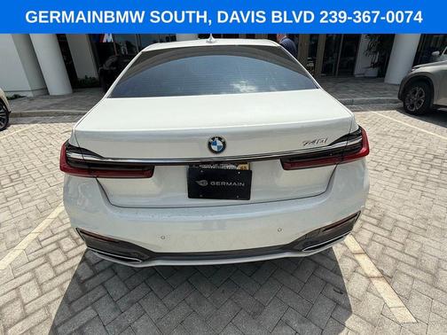 Mineral White Metallic 2021 BMW 740 i