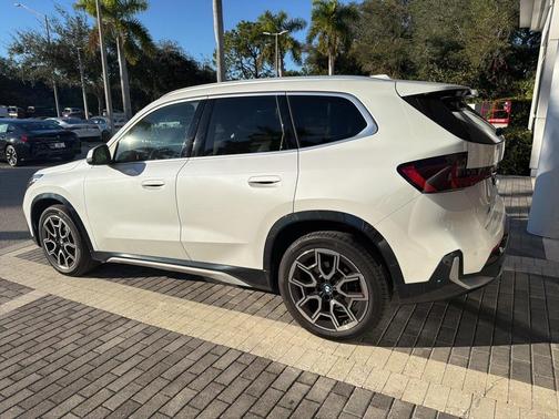 2023 BMW X1 xDrive28i