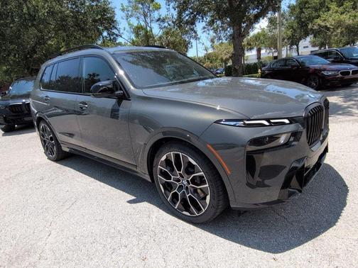 Gray Metallic 2027 BMW X7 M60i