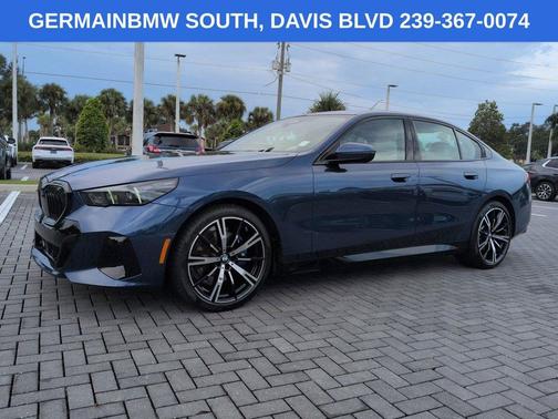 Phytonic Blue Metallic 2026 BMW 530 i
