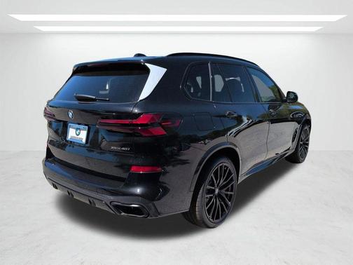 Black Sapphire Metallic 2026 BMW X5 xDrive40i