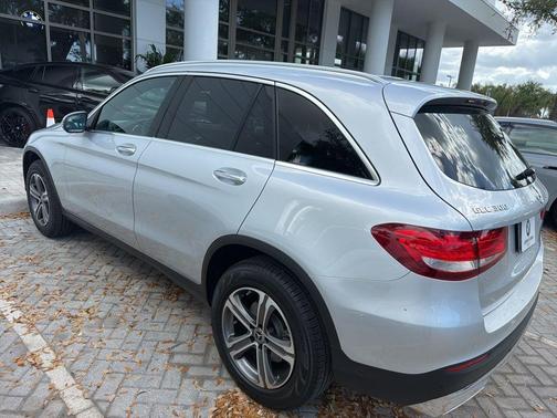 2018 Mercedes-Benz GLC 300 Base