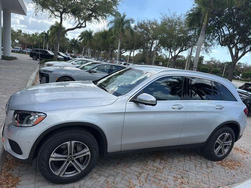 2018 Mercedes-Benz GLC 300 Base