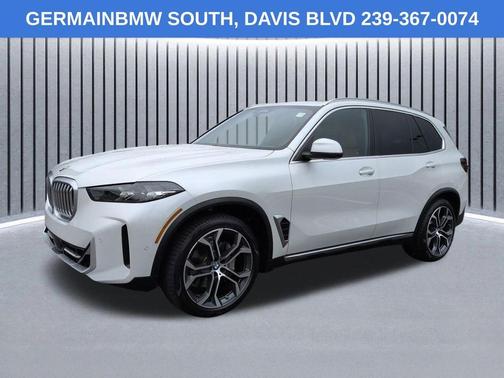 Mineral White Metallic 2024 BMW X5 sDrive40i