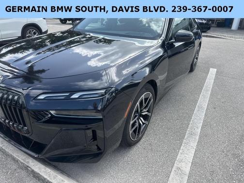 2023 BMW 760 760i xDrive