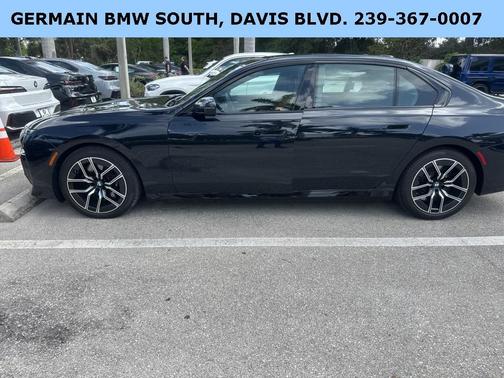 2023 BMW 760 760i xDrive
