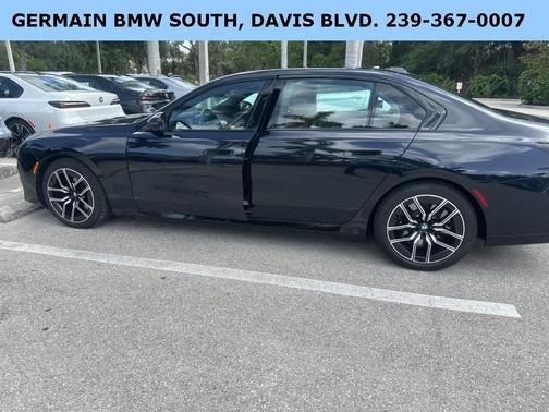 2023 BMW 760 760i xDrive