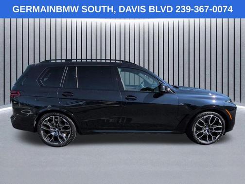 Carbon Black Metallic 2025 BMW X7 M60i