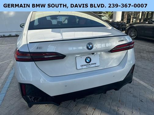 2024 BMW i5 eDrive40