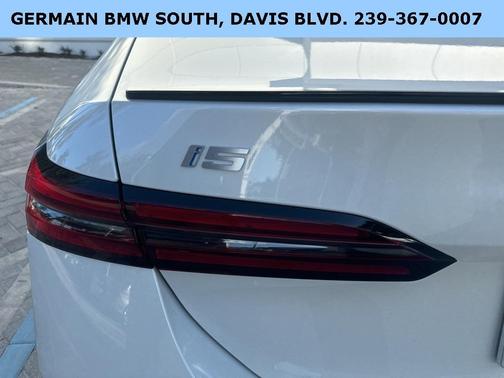 2024 BMW i5 eDrive40