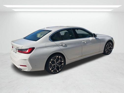 Alpine White 2026 BMW 330 i NA