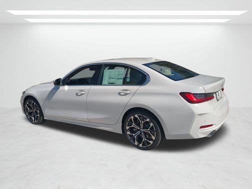 Alpine White 2026 BMW 330 i NA