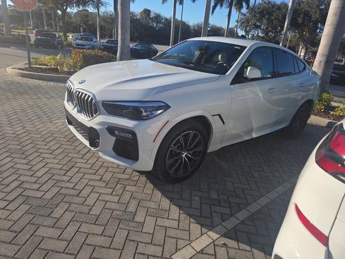 2021 BMW X6 xDrive40i