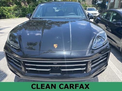 2025 Porsche Cayenne Base