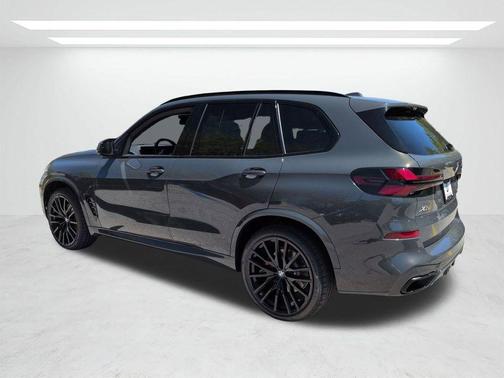 Gray Metallic 2026 BMW X5 xDrive40i