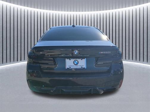 2022 BMW M550 i xDrive