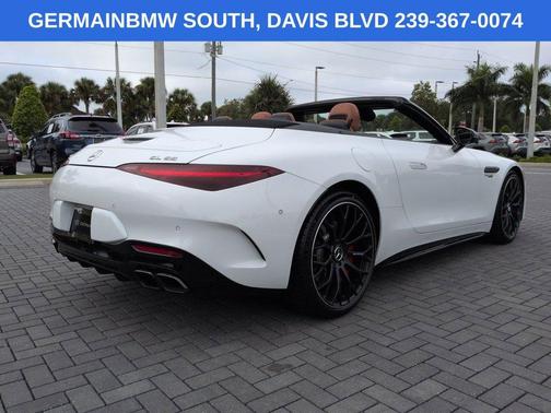MANUFAKTUR Moonlight White Metallic 2023 Mercedes-Benz AMG SL 55 Base
