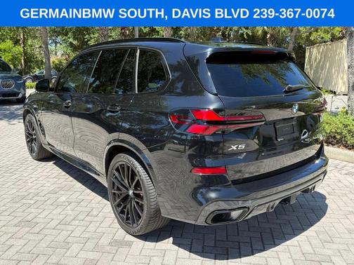 Black Sapphire Metallic 2024 BMW X5 xDrive40i