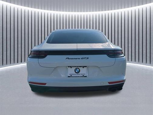 2019 Porsche Panamera GTS