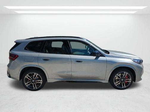 Space Silver 2027 BMW X1 xDrive28i