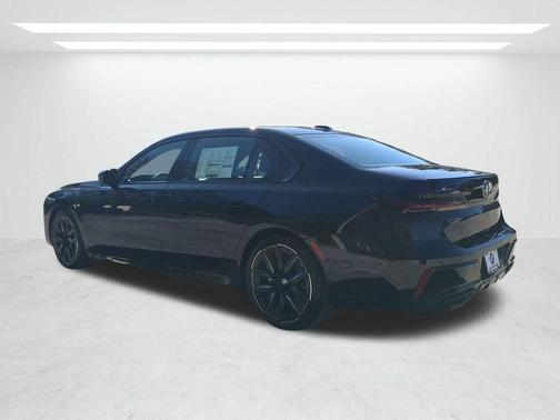 2026 BMW 760 760i xDrive