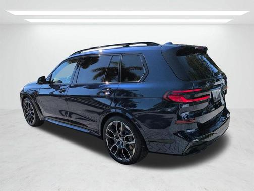 Tanzanite Blue II Metallic 2027 BMW X7 xDrive40i