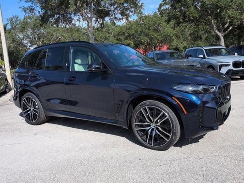 Tanzanite Blue II Metallic 2026 BMW X5 M60i