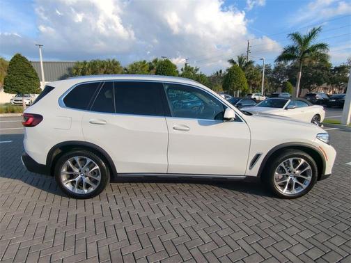 2023 BMW X5 xDrive40i