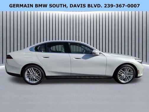Mineral White Metallic 2024 BMW 530 i