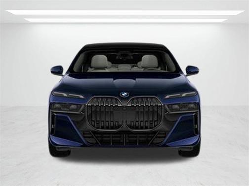 2026 BMW 740 i xDrive