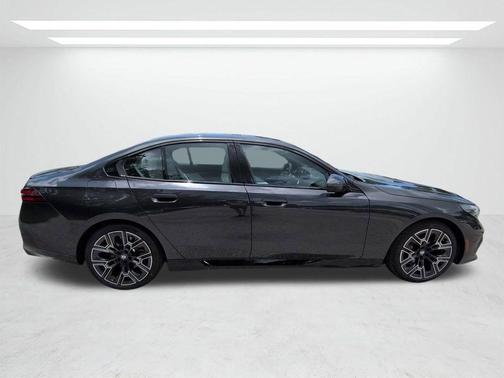 Dark Graphite Metallic 2027 BMW 530 i