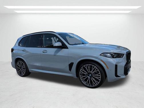 Gray 2026 BMW X5 xDrive40i