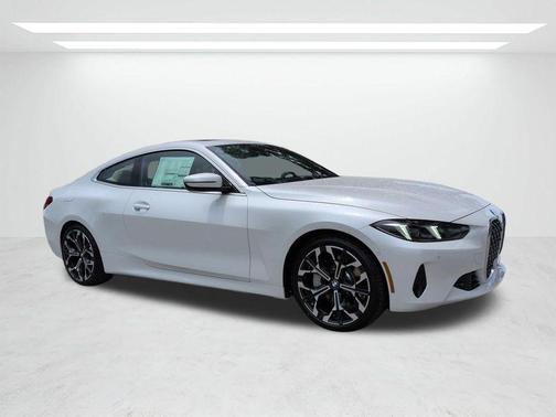 Mineral White Metallic 2027 BMW 430 i