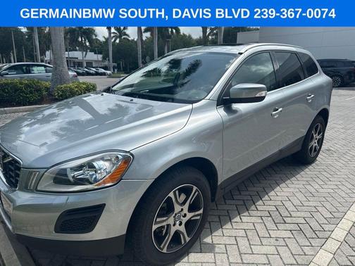 Electric Silver Metallic 2013 Volvo XC60 T6