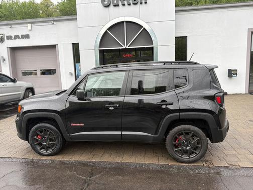 Black Clearcoat 2019 Jeep Renegade Sport