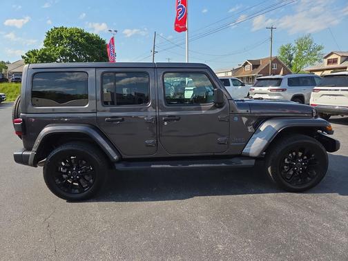 Granite Crystal Metallic Clearcoat 2025 Jeep Wrangler 4xe Sahara