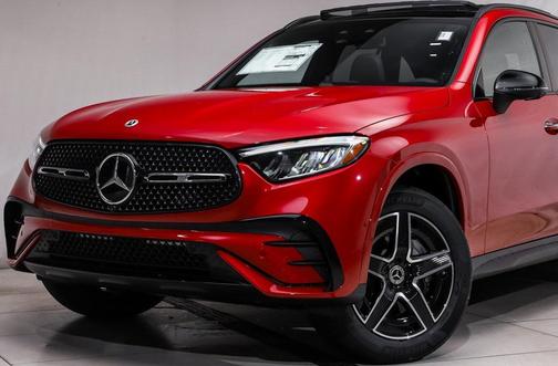 2026 Mercedes-Benz GLC 300 4MATIC