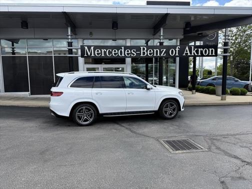 2025 Mercedes-Benz GLS 450 4MATIC