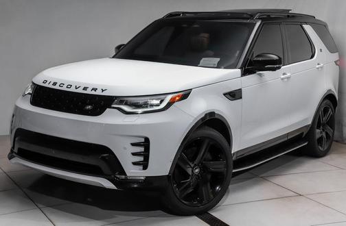 Fuji White 2025 Land Rover Discovery P360 Dynamic SE