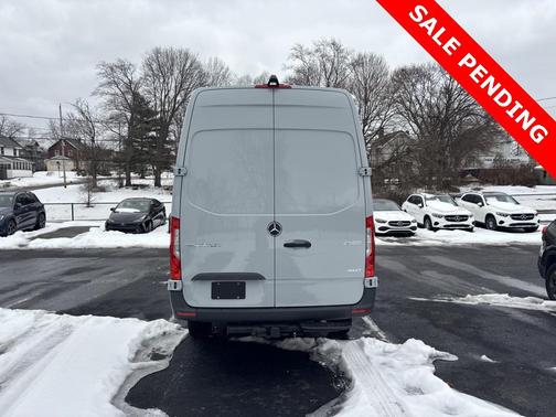 2025 Mercedes-Benz Sprinter 2500 High Roof