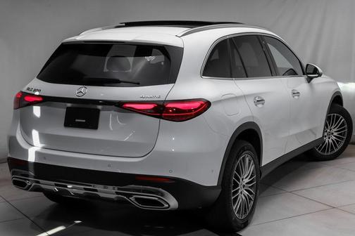 2025 Mercedes-Benz GLC 300 4MATIC