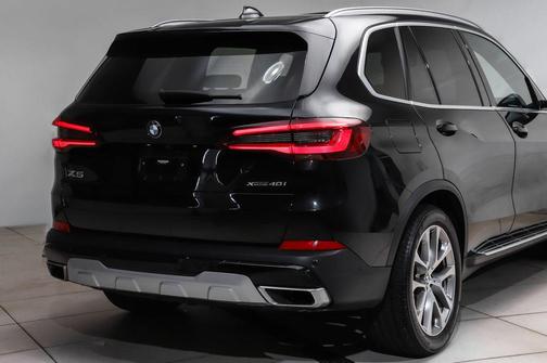 Black Sapphire Metallic 2022 BMW X5 xDrive40i