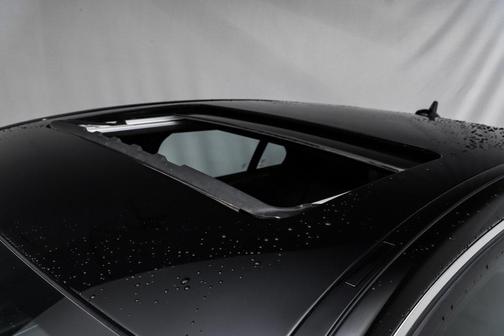 2015 Mercedes-Benz E-Class 4MATIC