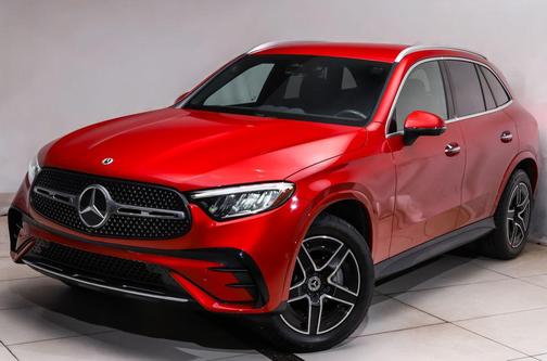 MANUFAKTUR Cardinal Red Metallic 2023 Mercedes-Benz GLC 300 4MATIC