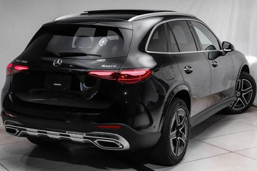 2025 Mercedes-Benz GLC 300 4MATIC