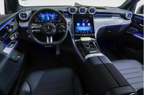 2025 Mercedes-Benz GLC 300 4MATIC