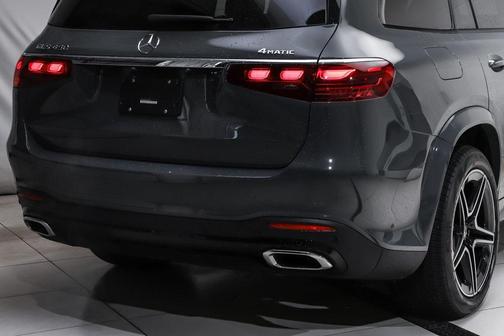 2026 Mercedes-Benz GLS 450 4MATIC