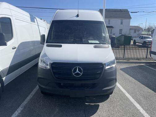 2025 Mercedes-Benz Sprinter 2500 Standard Roof