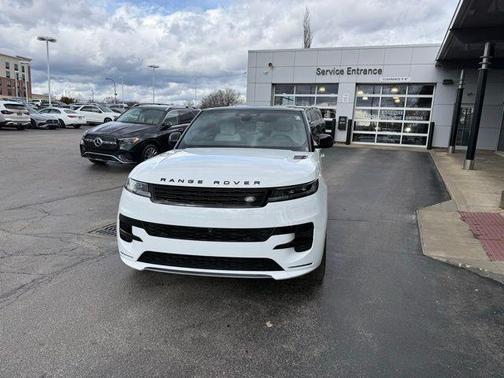2024 Land Rover Range Rover Sport SE